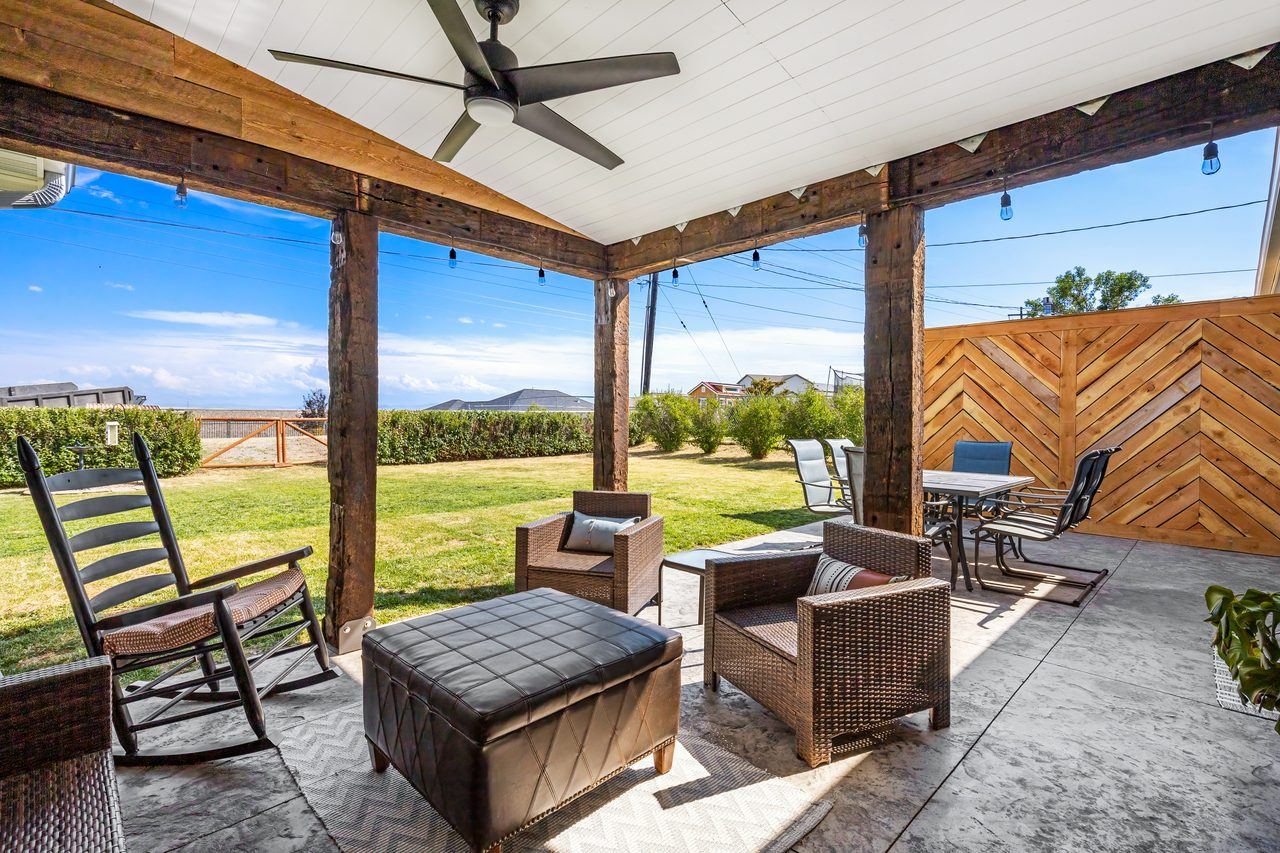 Covered patio at 1805 Mountain View Drive, Great Falls, MT